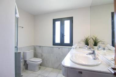 SALOBRE GOLF VILLA POOL BBQ WIFI STUNNING VIEWS