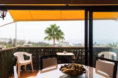 2 bedrooms appartement with sea view shared pool and enclosed garden at Maspalomas 1 km away from the beach