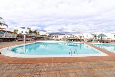 Flatguest Einstein + Pool + BBQ + 2 Bdr