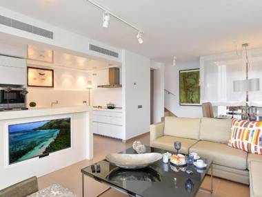 Villa Los Dragos 4 Salobre by VillaGranCanaria