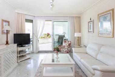 Coral Beach Aparthotel