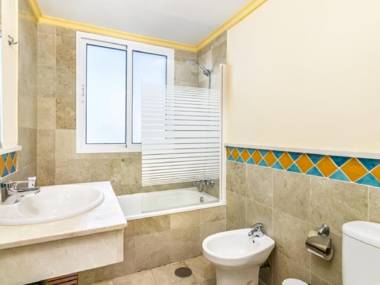 Apartamento con terraza a pie de la playa