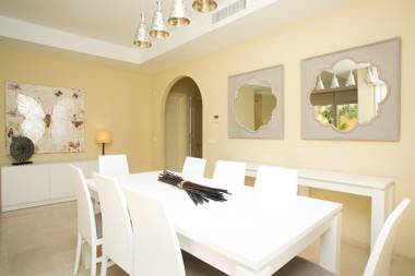 Villas Altos De Marbella