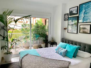 Neptuno Beachfront Apartments