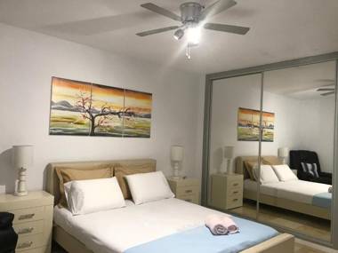 Marbella 2000 Elegant Apartment