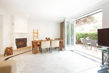 White Pearl Beach Elviria