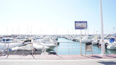 1 Bedroom Apartment Second Line Beach- Parque Marbella Building