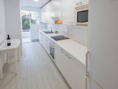 Contemporary Central Apartment