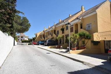 Beautiful beachside duplex apartment with amazing sea views