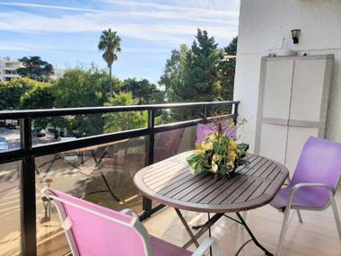 Skol 216 1Bedroom Duplex First Line Beach