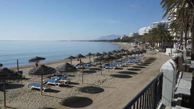 Skol 439 Spacious and Refurbished Apartment with Sea Views