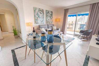 MARINA DE BANUS BEACH RETREAT