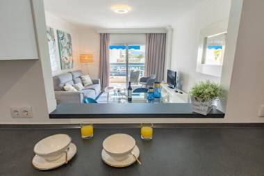 MARINA DE BANUS BEACH RETREAT