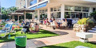 SKOL 933 Fantastic two bedrooms on the 9th floor with amazing sea views