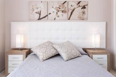 Marbella Resort 1 Pool Whirlpool Sauna