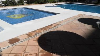 Skol 911A by Completely Marbella