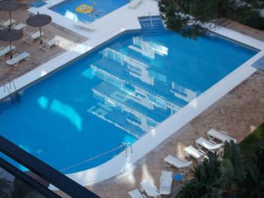 Skol 406A by Completely Marbella