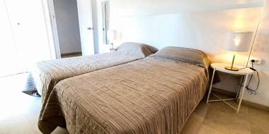 SKOL 233. Wonderful Two Bedroom Apartment in Marbella Center.