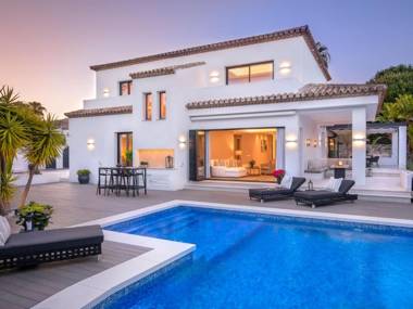 VILLA LINA TRUE LUXURY FOR SOPHISTICATED TRAVELERS