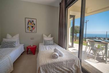 Moderno apartamento vacacional con increbles vistas al mar con spa y gimnasio