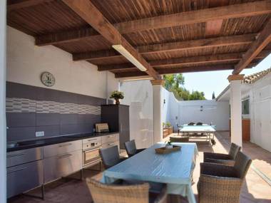 Homely holiday home in Benalmadena with private pool