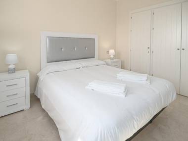 2086-Amazing penthouse 2 terraces sea view