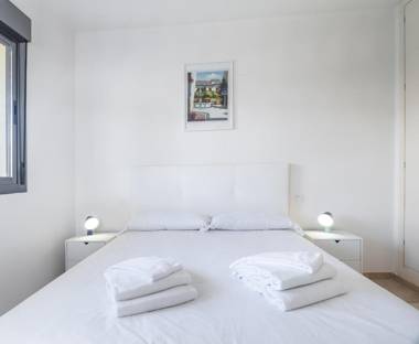 2285 Superb 3 bedrooms and seaview-Rock Bay I