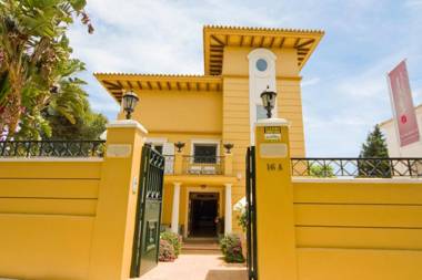 Hotel Boutique Villa Lorena by Charming Stay