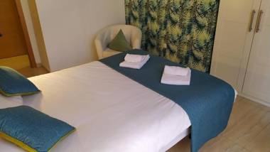 Life Apartments Alameda Colón