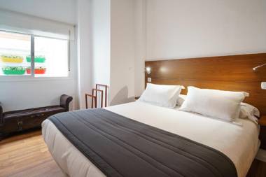 Minimal Rooms by ELE Apartments