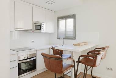 Caleta Homes - Apartamentos Pompidou