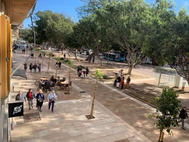 Santa Cruz Apartments