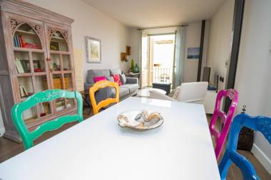 C20 - Adorable Apartment in the Center with Sun Terrasse