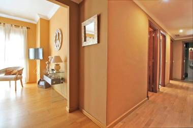 Del Parque Flats - Cervantes