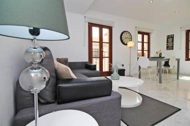 Del Parque Flats - Tribuna