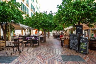 Genteel Home Plaza de las Flores