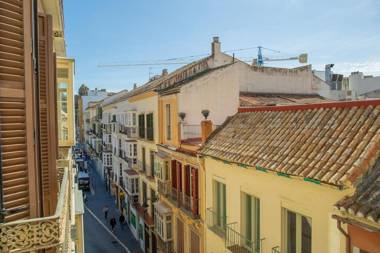 C61 - Brand New One Bedroom Cathedral Views