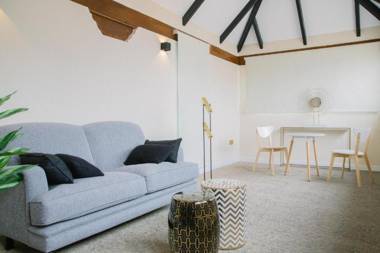 Apartamentos Naitly Málaga Teatro Romano