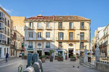 Del Parque Flats - Alamos