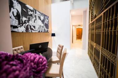 Casa de la Merced Suites