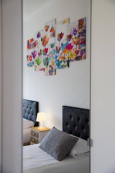 Holidays2Malaga Terraza & junto puerto deportivo