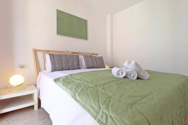 Del parque flats victoria trini