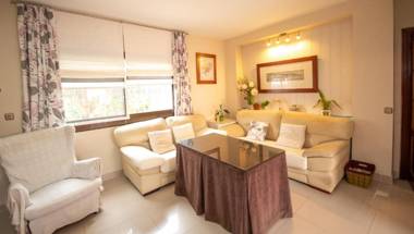 Cubo's Villa Palacio Valdes