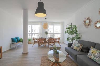 C103 - Sunny Terrace Old Town Views