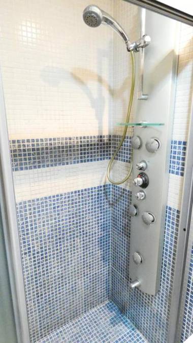 Mártires City Center