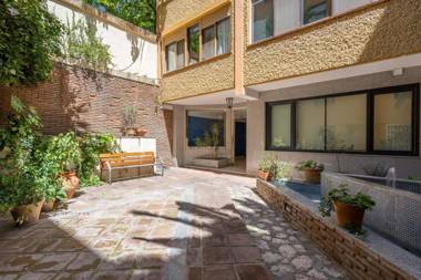 Mártires City Center