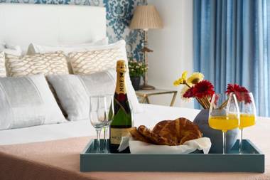 Studio Deluxe with Shared Roof Terrace