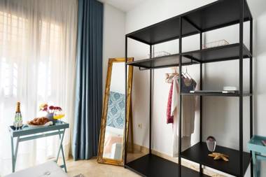 Studio Deluxe with Shared Roof Terrace