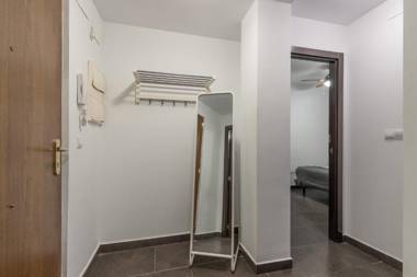 HOMEABOUT LA MERCED Duplexes