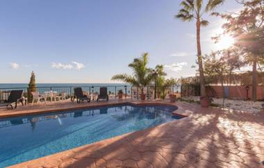 Mediterráneo Outdoor Pool
